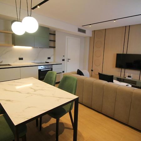 "The View" Luxury Apartments Sarandë エクステリア 写真