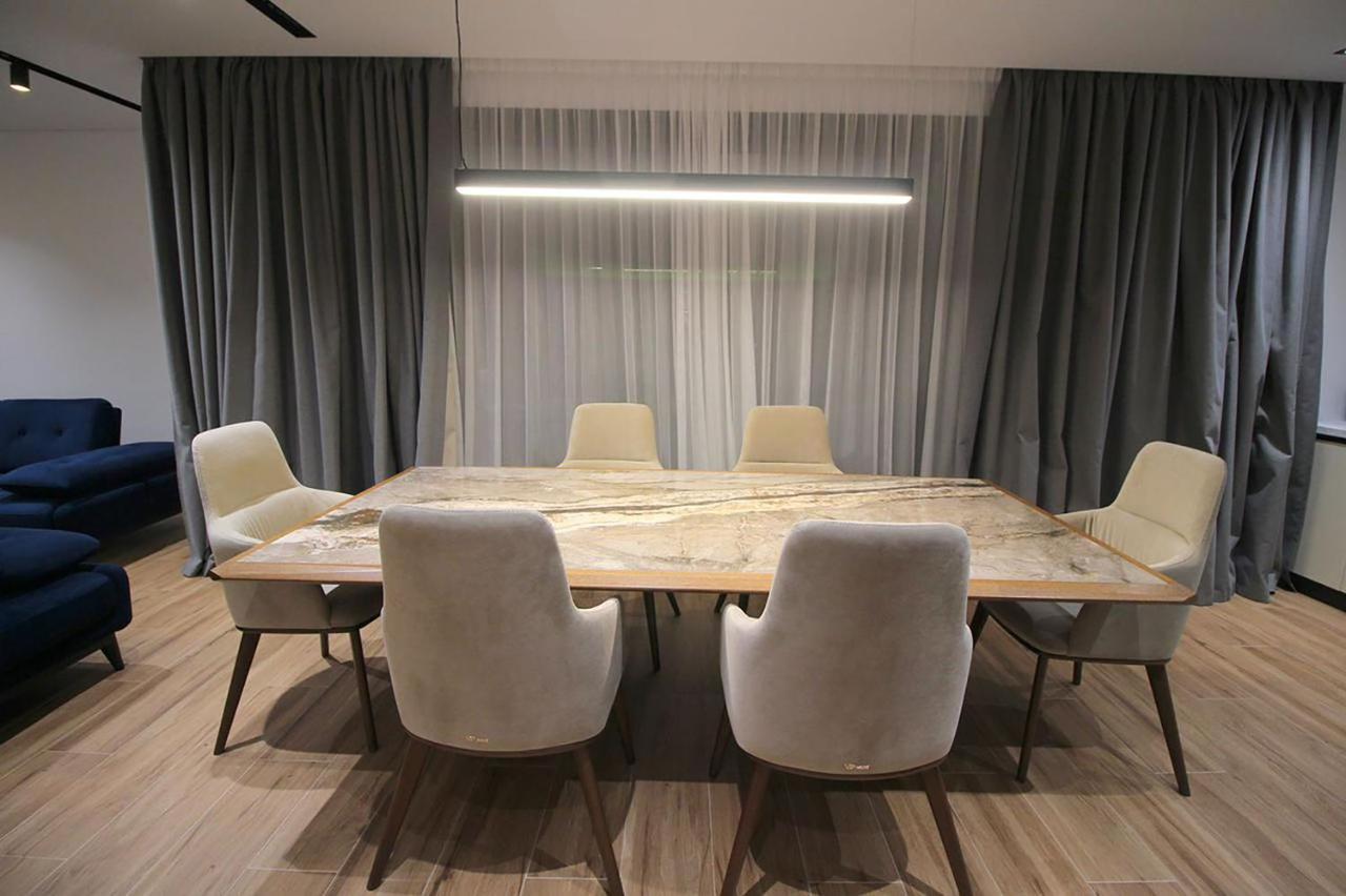 "The View" Luxury Apartments Sarandë エクステリア 写真