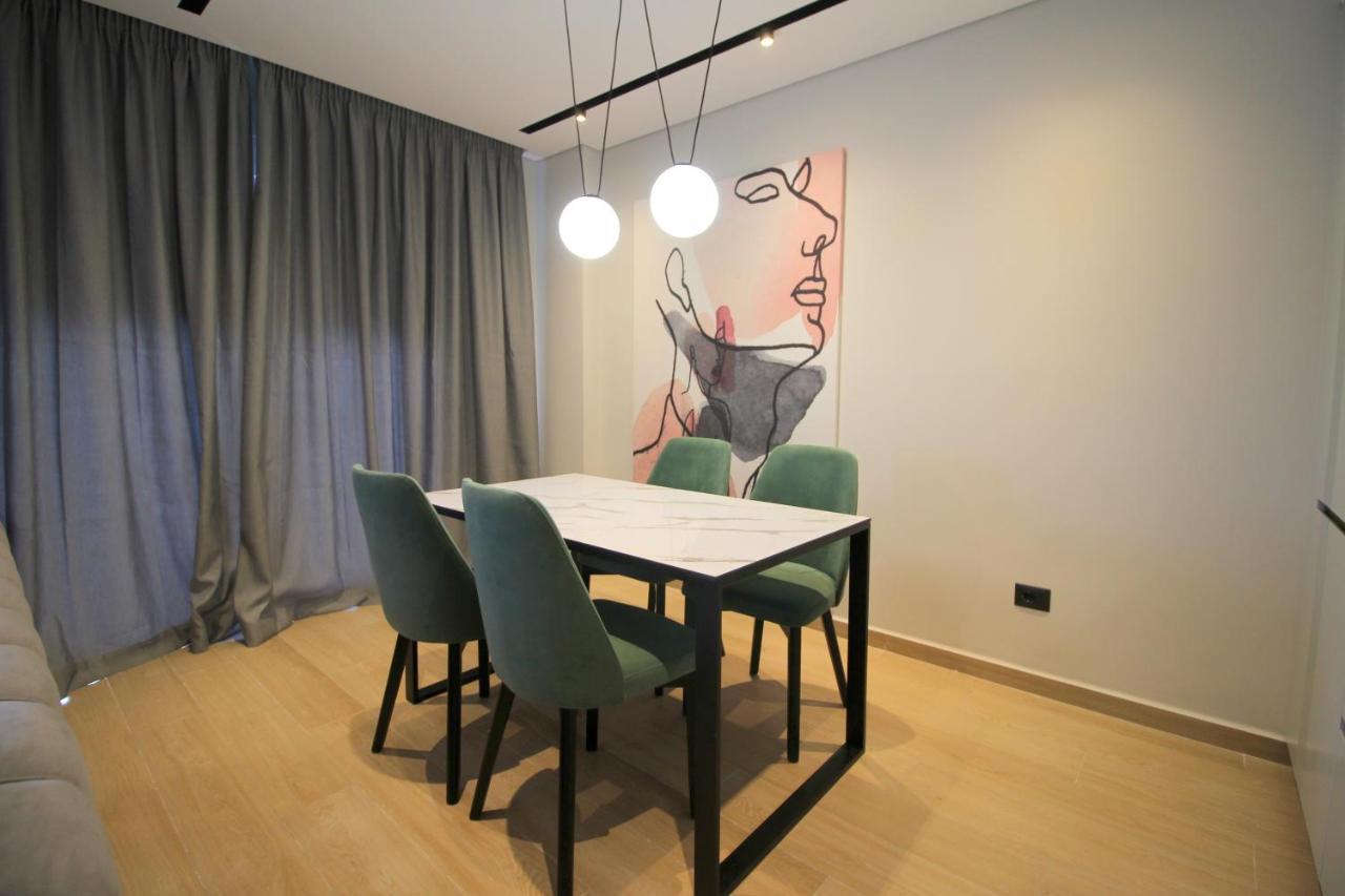 "The View" Luxury Apartments Sarandë エクステリア 写真