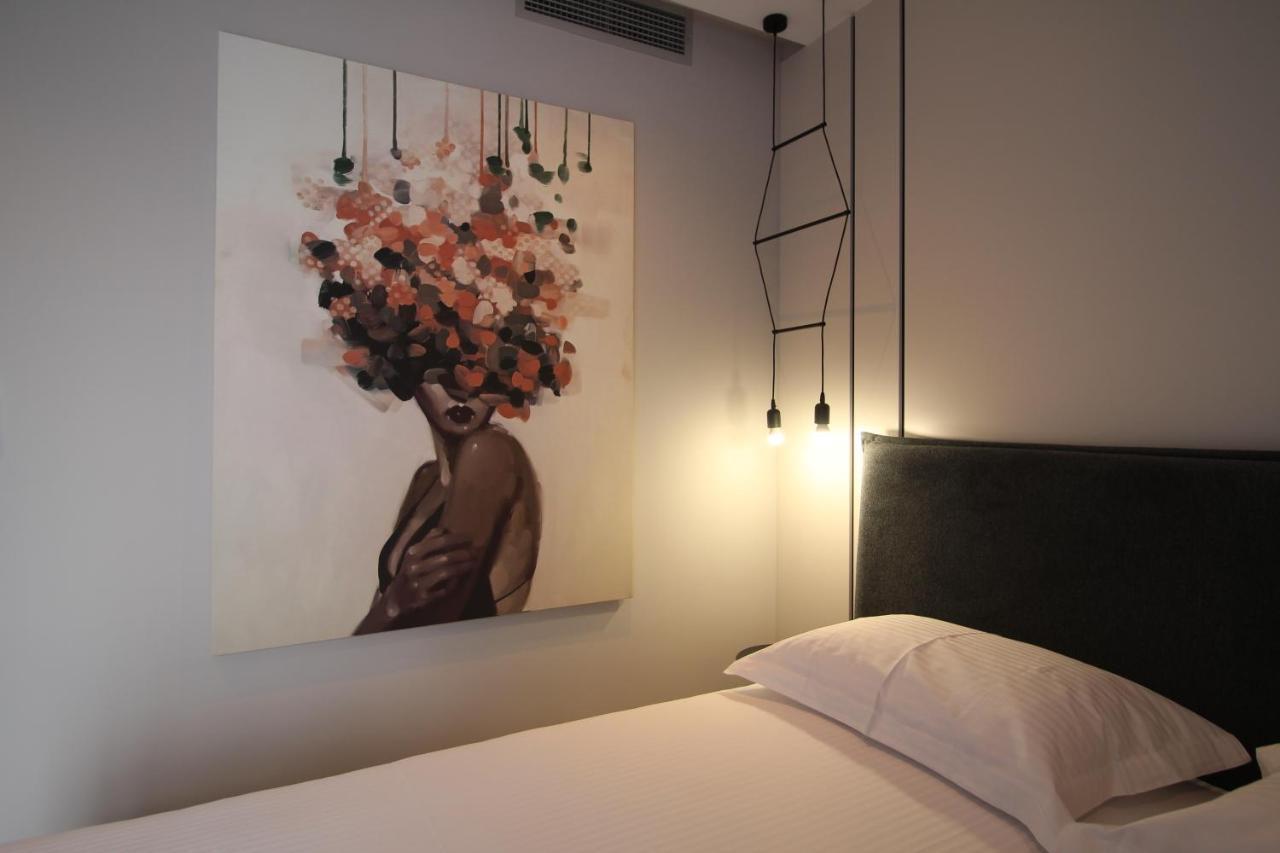 "The View" Luxury Apartments Sarandë エクステリア 写真
