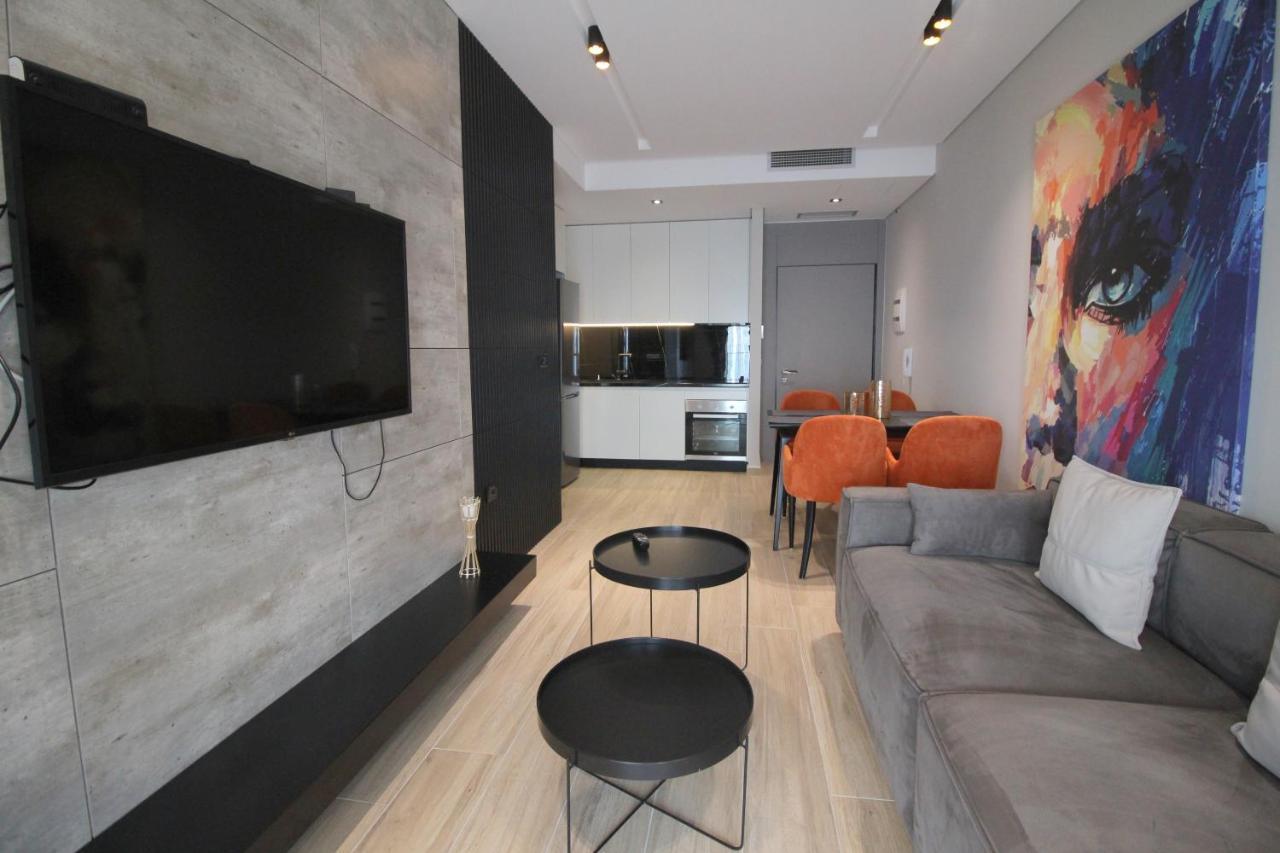 "The View" Luxury Apartments Sarandë エクステリア 写真