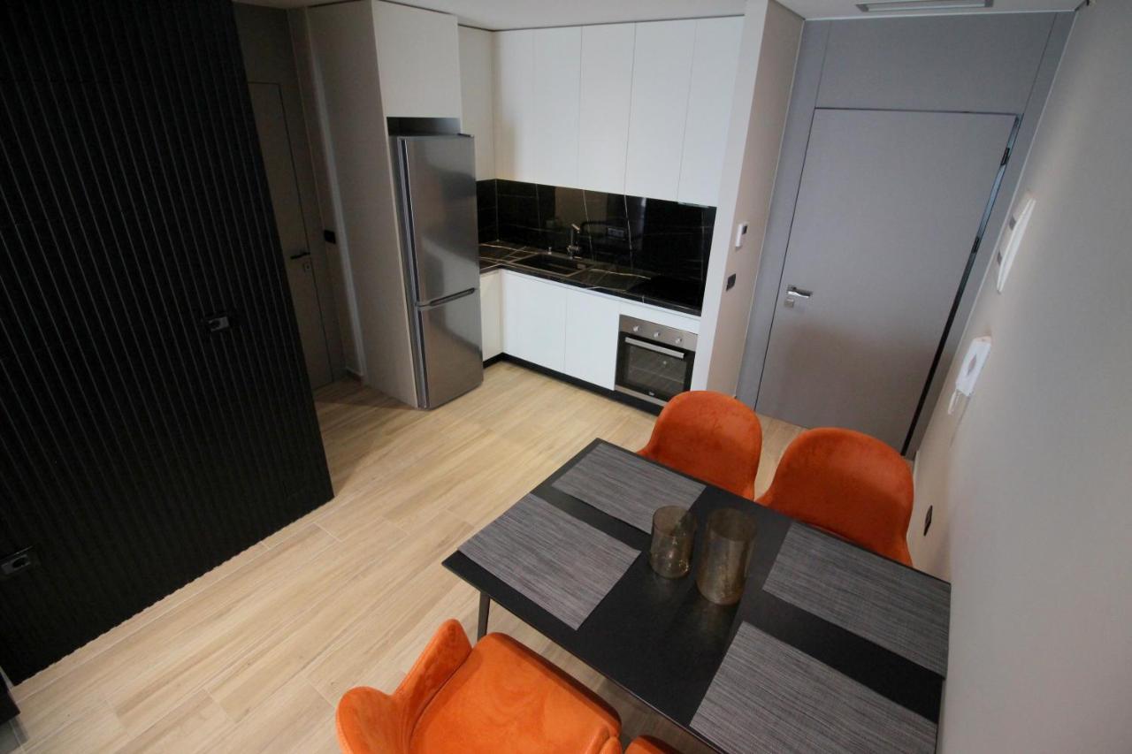 "The View" Luxury Apartments Sarandë エクステリア 写真