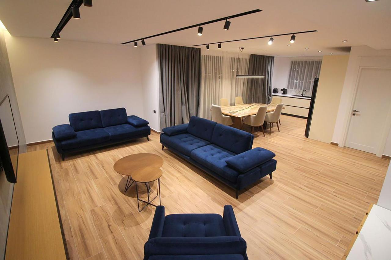 "The View" Luxury Apartments Sarandë エクステリア 写真